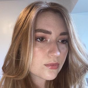 Meet your Posher, Calista